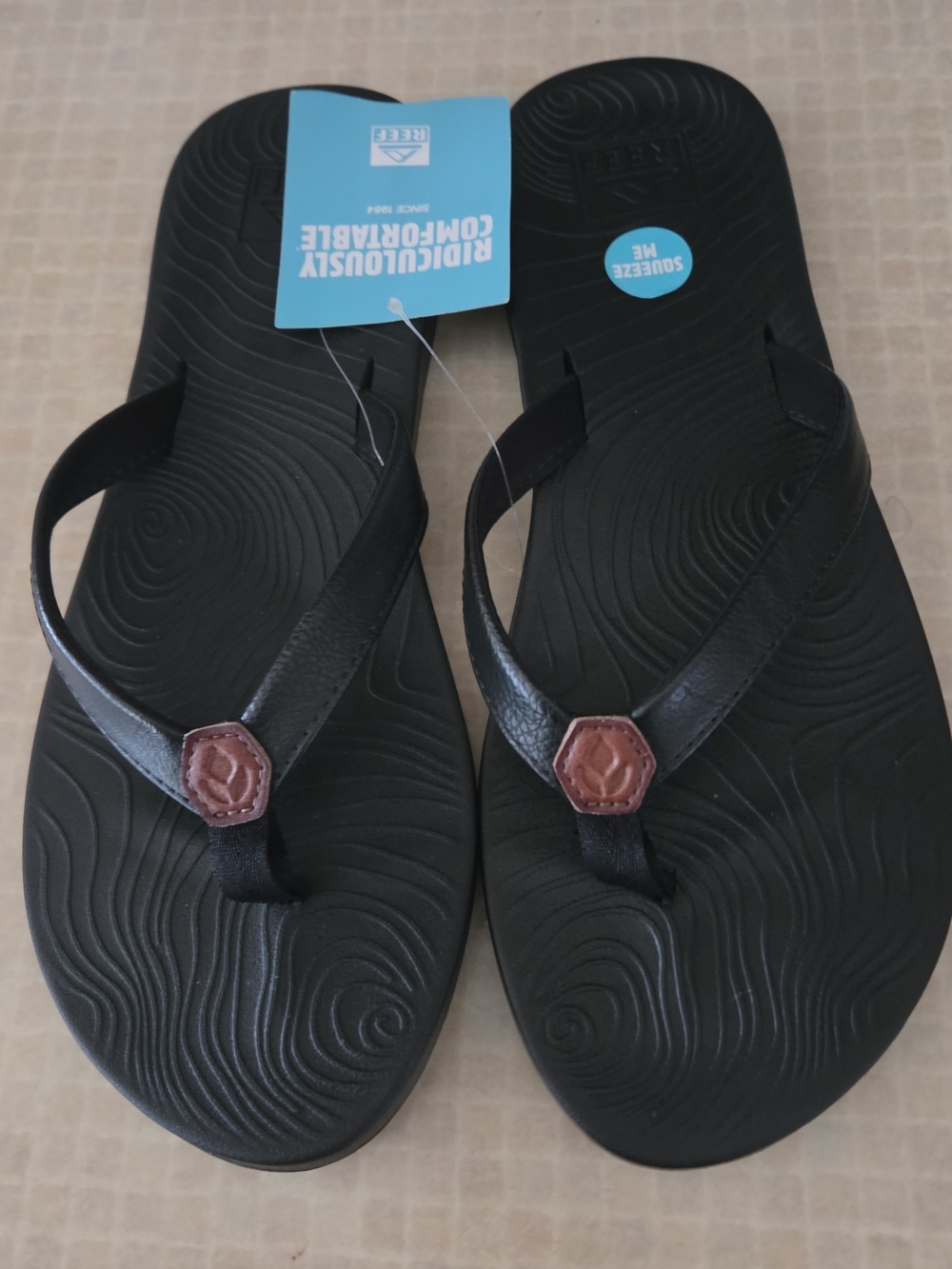 Reef Black Flip Flop Sandals with Brown Accent